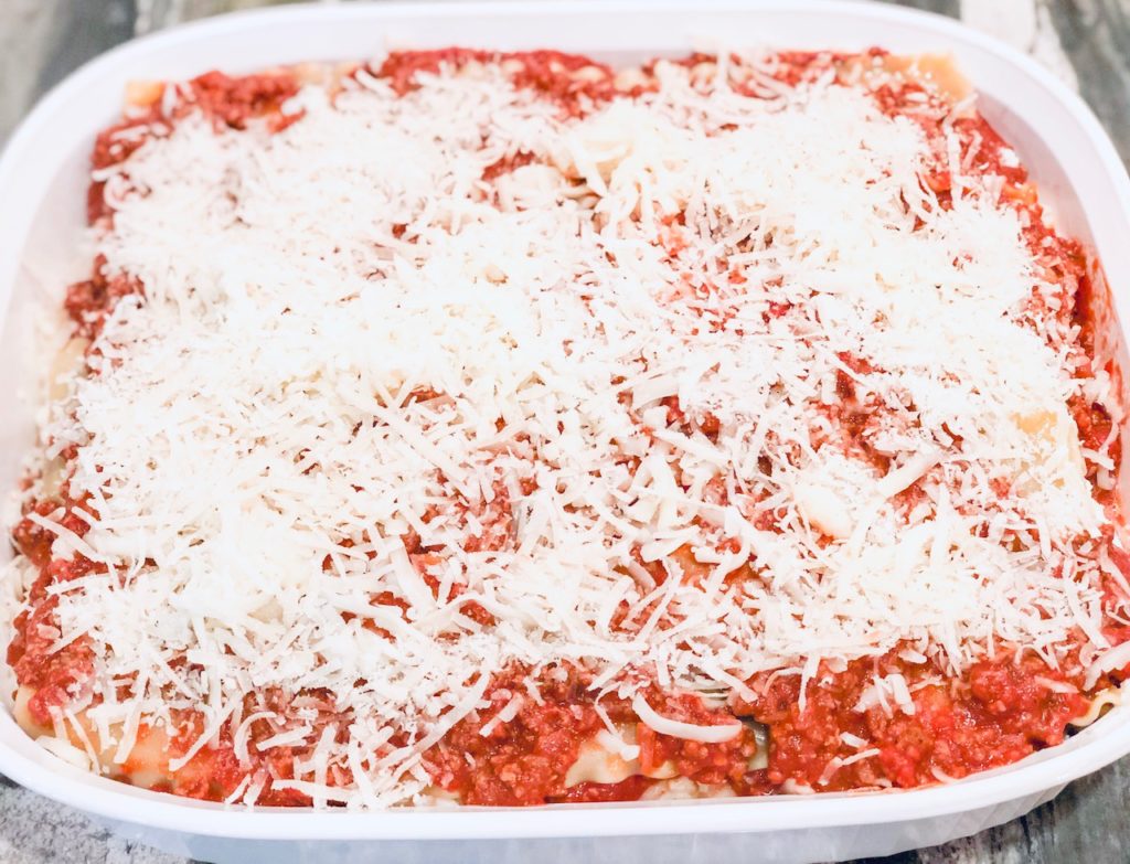 homemade lasagna cottage cheese layer
