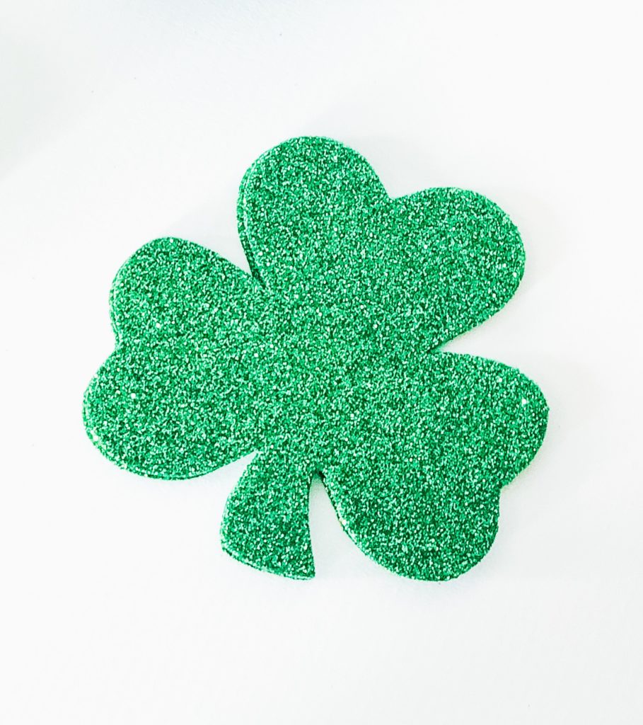 Glitter shamrock burlap banner diy